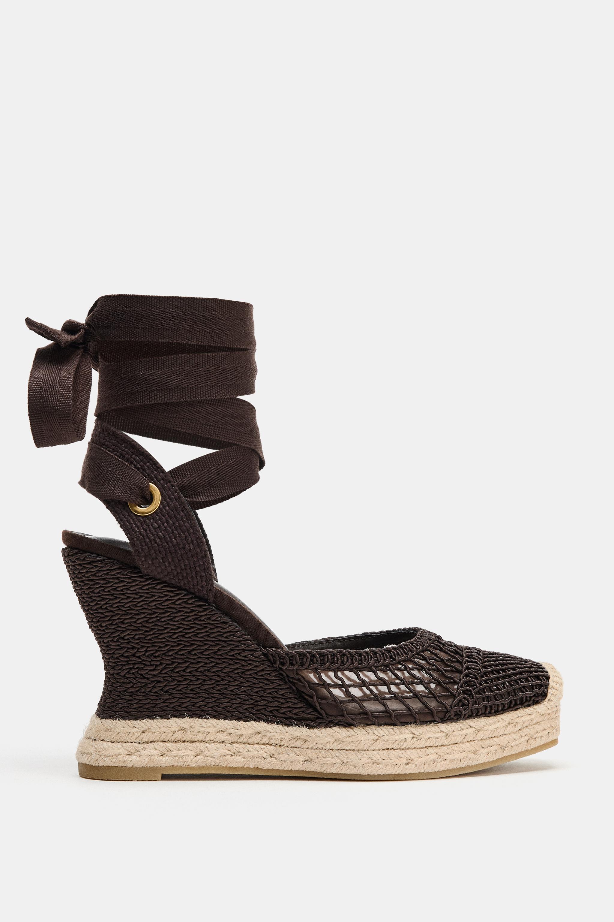 CURVED WEDGE HEELS